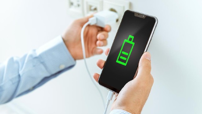 Xiaomi Indonesia Tanggapi Aturan Baterai HP Wajib Bisa Dilepas Pasang